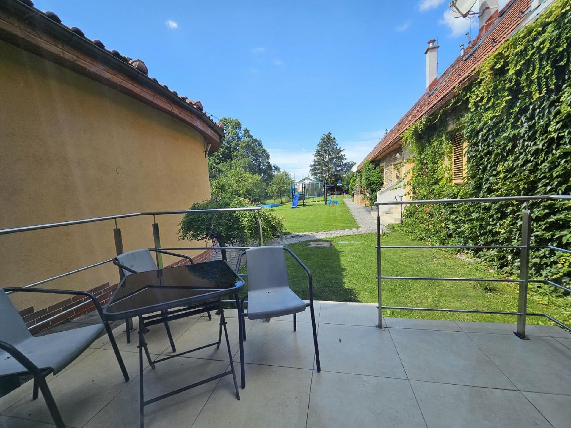Penzion Pod Krivanom Liptovský Hrádok Extérieur photo